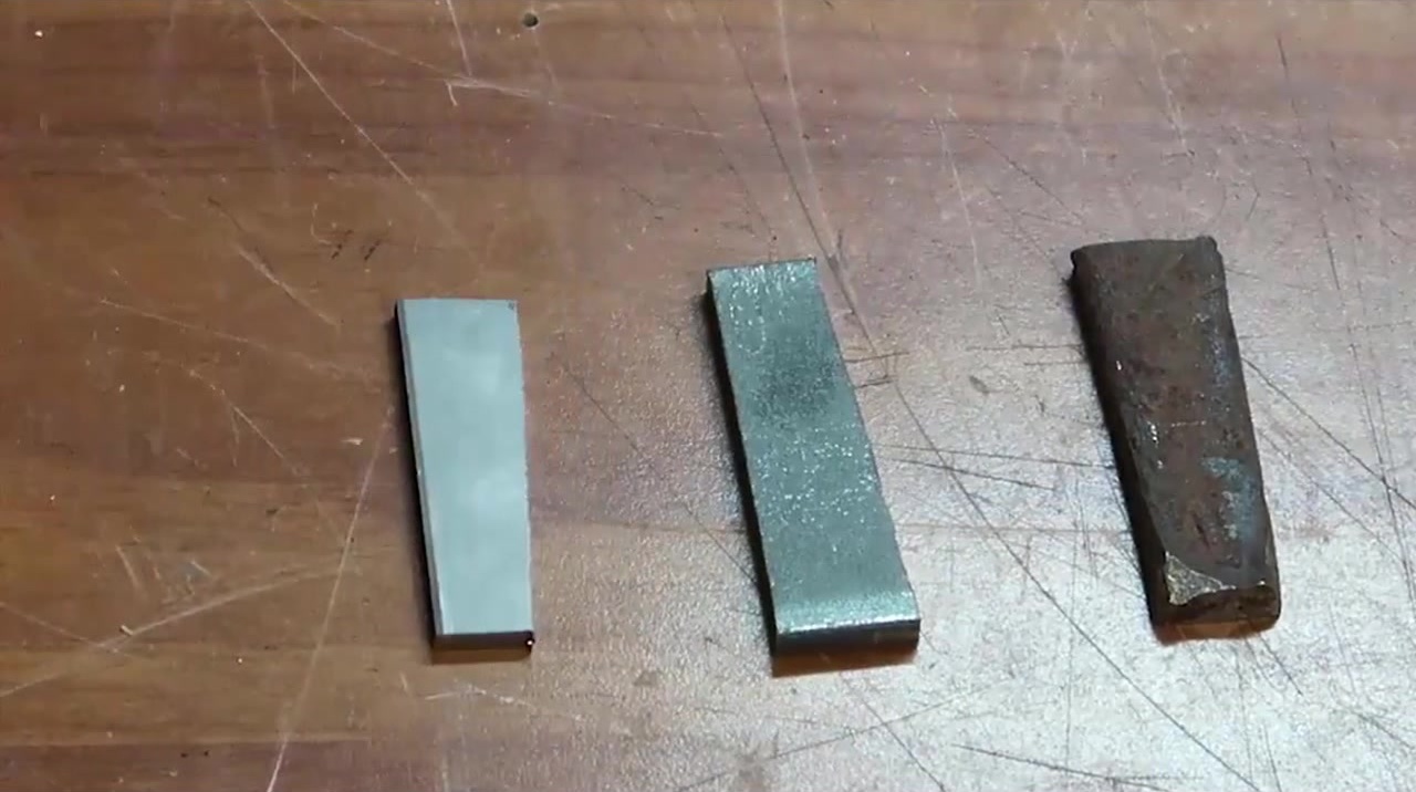 捡到的一块特殊钢,清理干净看看结构有什么不同